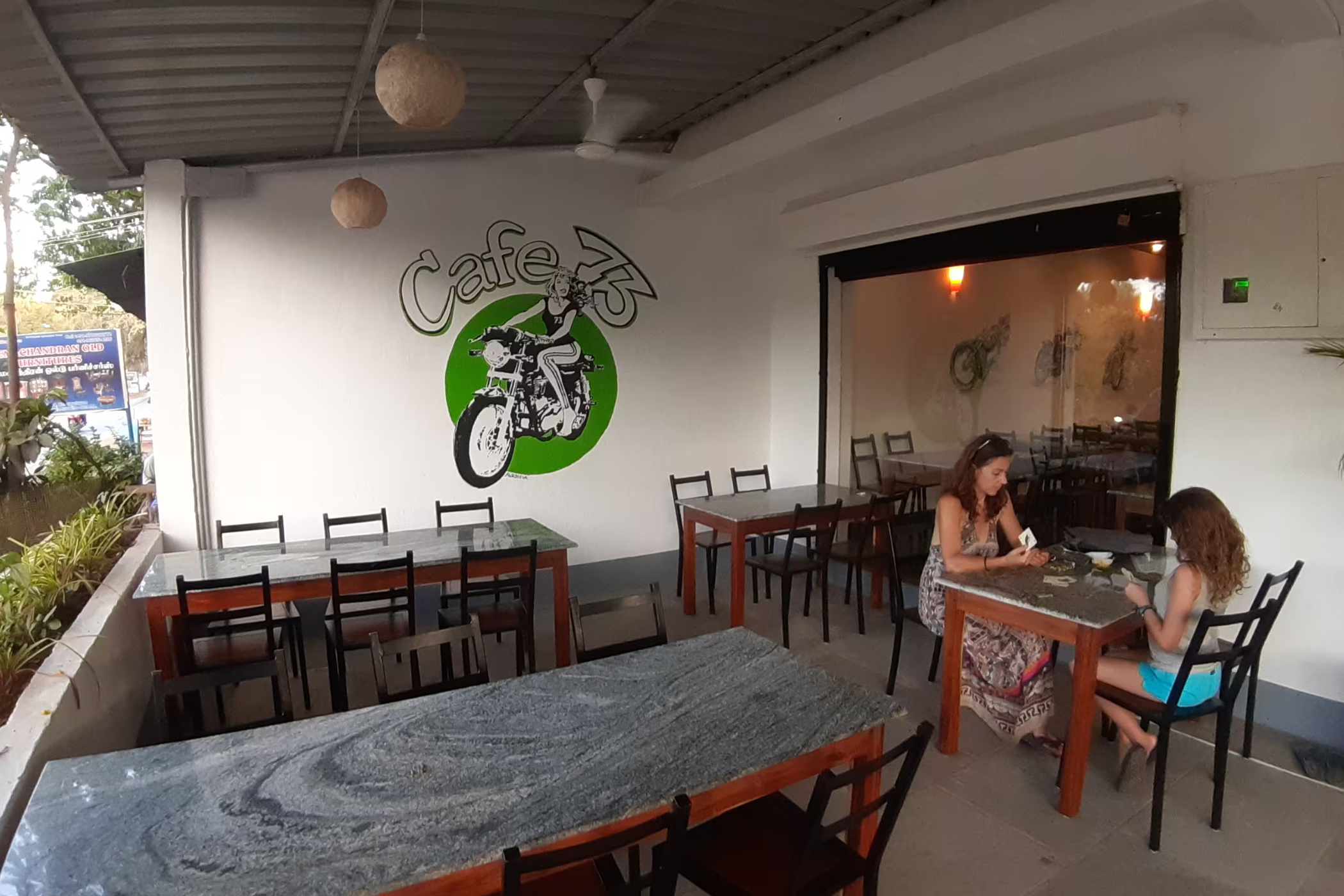 cafe 73 auroville