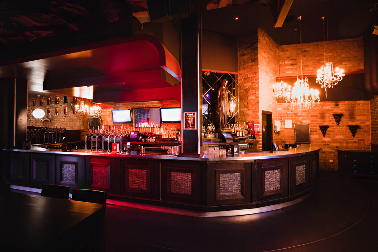 main-pub-img