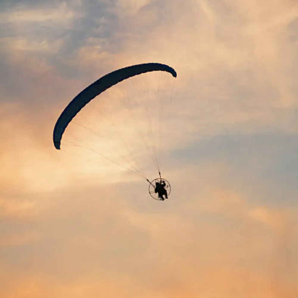 Kite Surfing & Paramotoring in Auroville