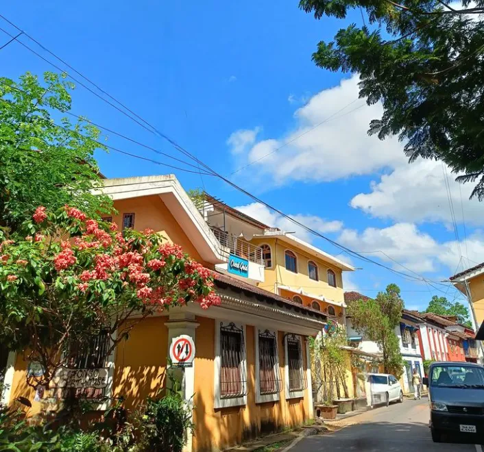 Pondy Without Spending Money