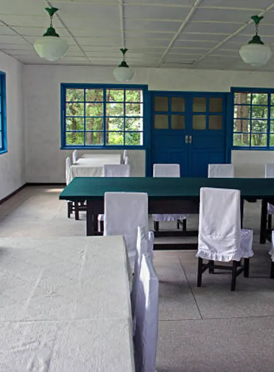 The Ashram Dining Hall Where Silence Becomes Nourishment.